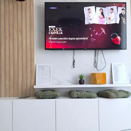 アパート Pomposa Grand Premium Sea View リド・ディ・ポンポーザ