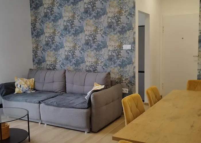 Pomposa Grand Premium Sea View Lejlighed