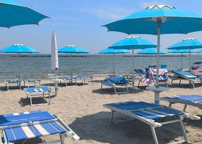 Pomposa Grand Premium Sea View Lejlighed *