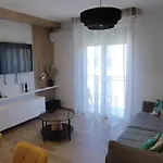 Pomposa Grand Premium Sea View Apartment *