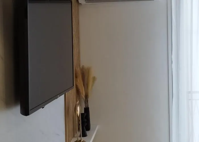 Pomposa Grand Premium Sea View *